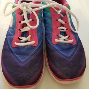 Pre-loved 🌈 sketchers sz 8 womens LOTS of life